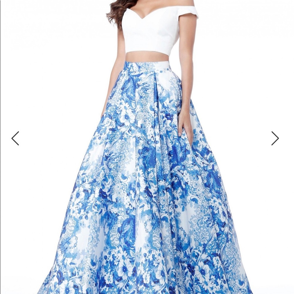Sherri Hill Prom Dress